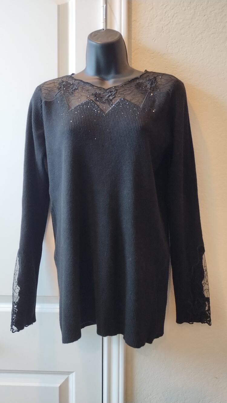 Rain+ Rose Lace Panel Black Flower Embroidered Women's Knit sweater SZ L.